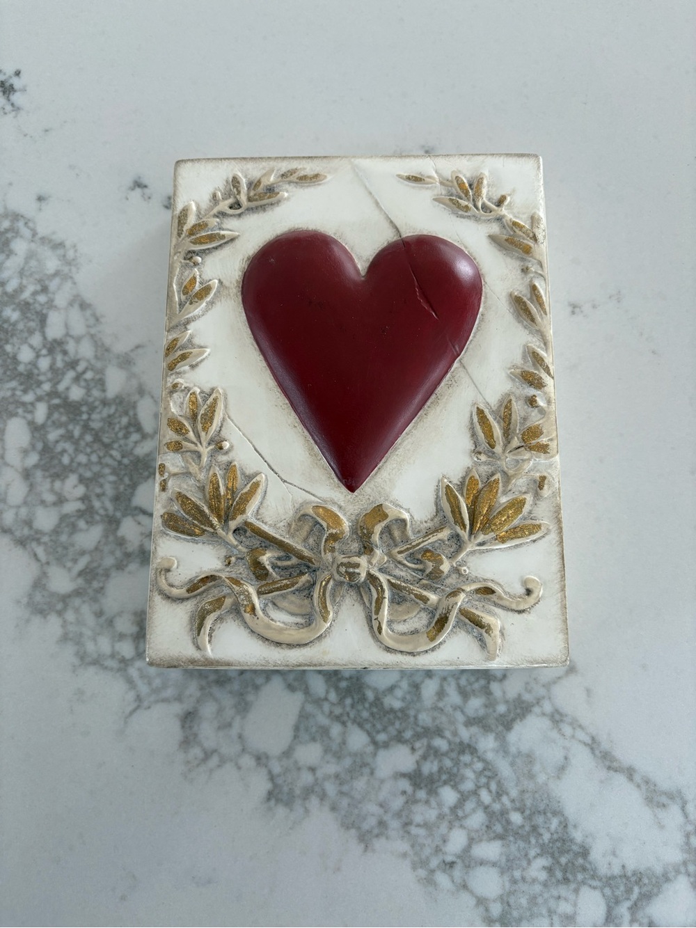 Sid Dickens T-271 Memory Block with White Crest and Monogram